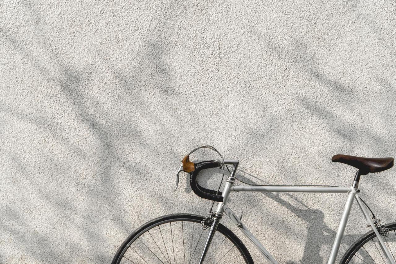 Готель Kimpton Maa-Lai Bangkok By Ihg Екстер'єр фото A fixed gear bicycle